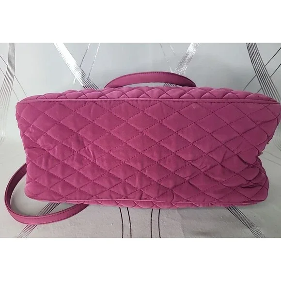 Vera Bradley Pink Quilted Duffel Shoulder Bag Purse Travel Tote Hawthorn Handbag - Picture 12 of 15